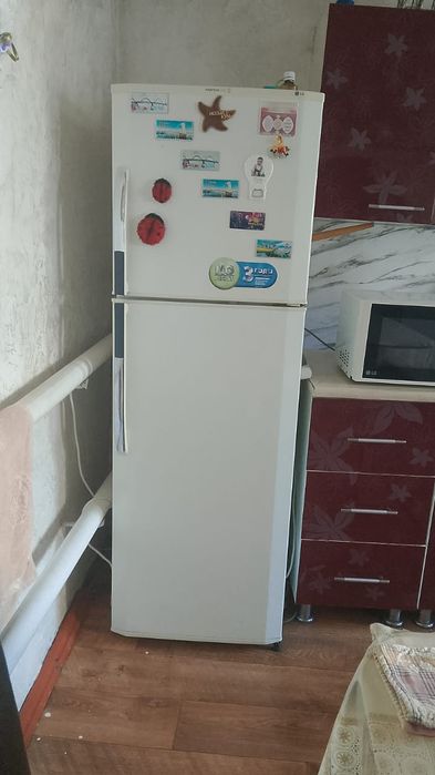 Продается холодильник