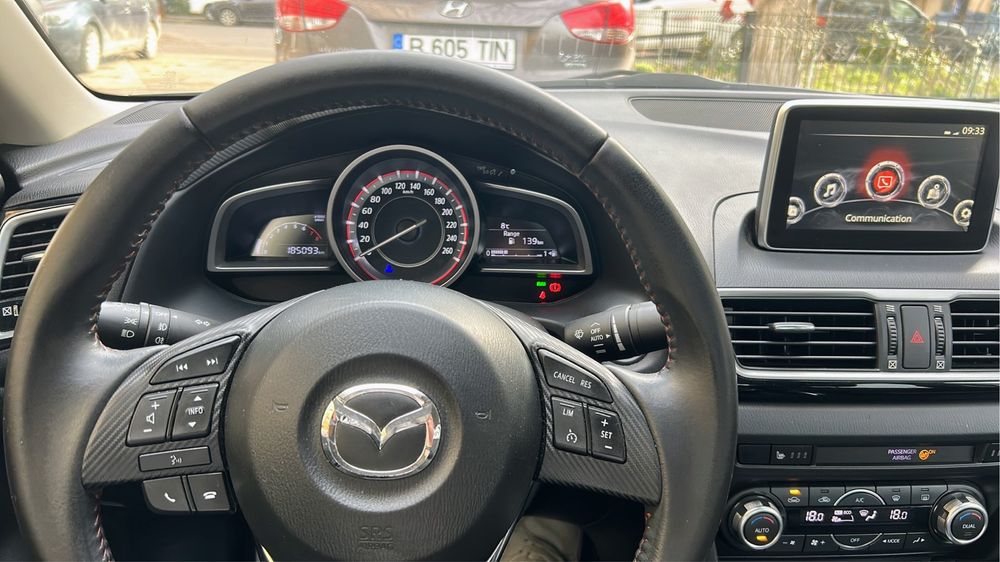 Mazda 3, 2015, benzina, Skyaktiv G