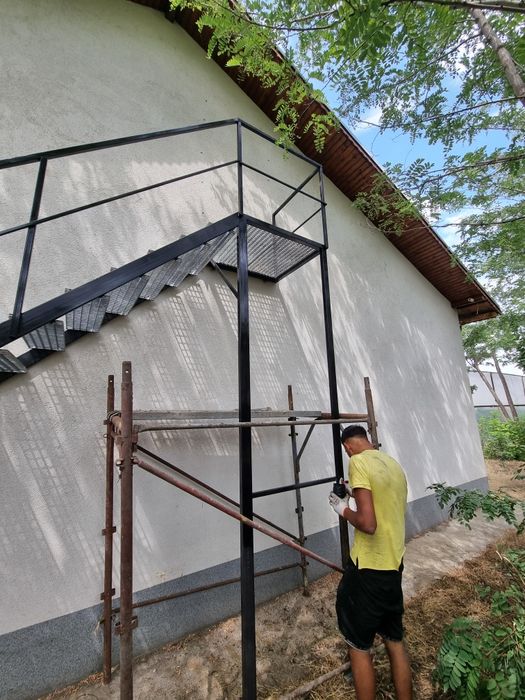 scări metalice galvanizate