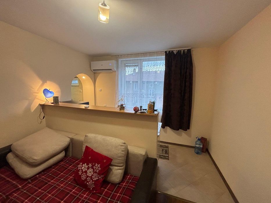 Продава се Двустаен апартамент в София, Толстой - 45 кв.м за 1304 €/кв.м - Снимка #2