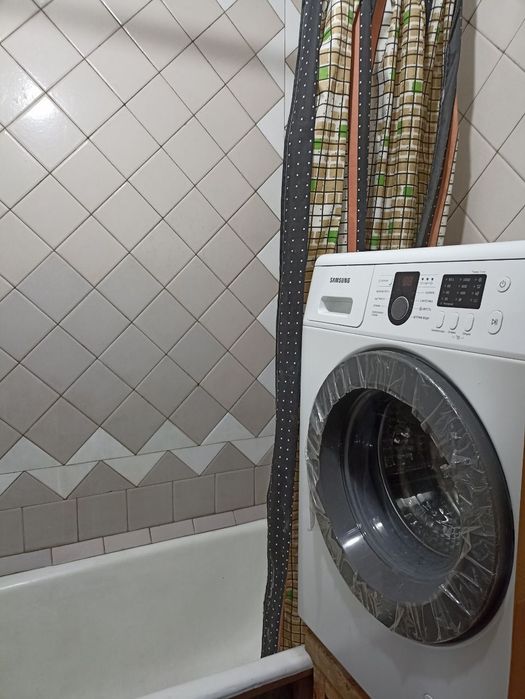 Продаю свою двухкомнатную на первом этаже . Сотаман икки хонали кварти