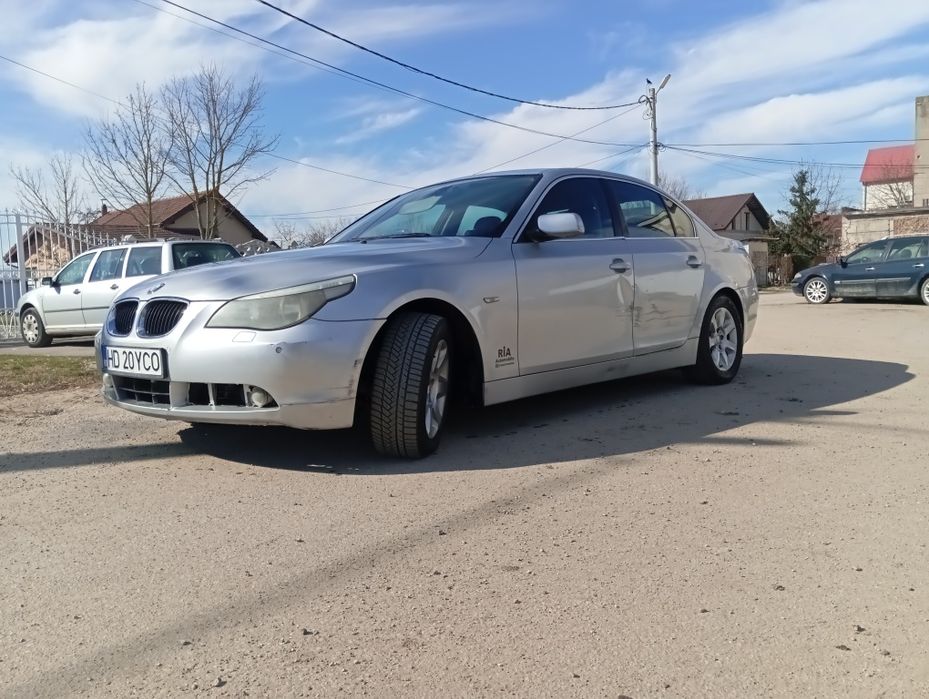 Vând urgent BMW 525 E60