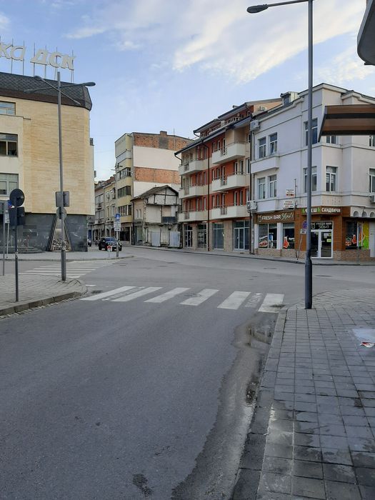 Дава се под наем Магазин в Габрово, Център - 15 кв.м за 229.5 € - Снимка #3