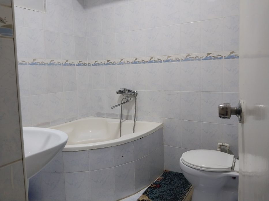 Продаётся 3-х комнатная квартира на Кара-Камише 2/3. Можно в рассрочку