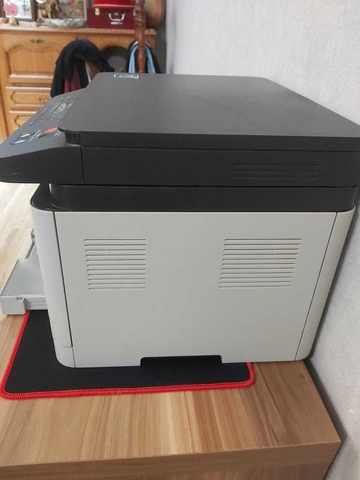 Принтер Samsung Xpress c460w