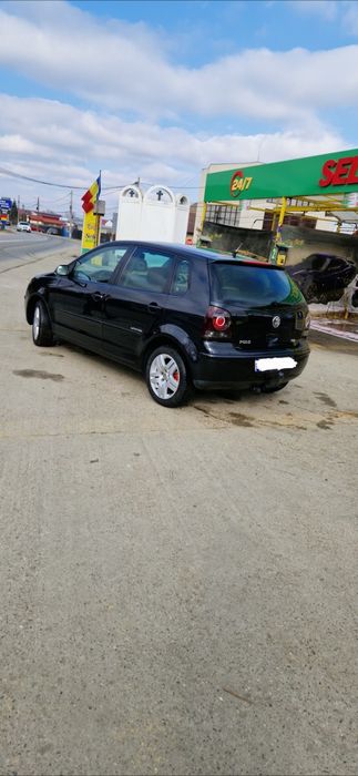 VOLKSWAGEN Polo 2010 — imagine 2