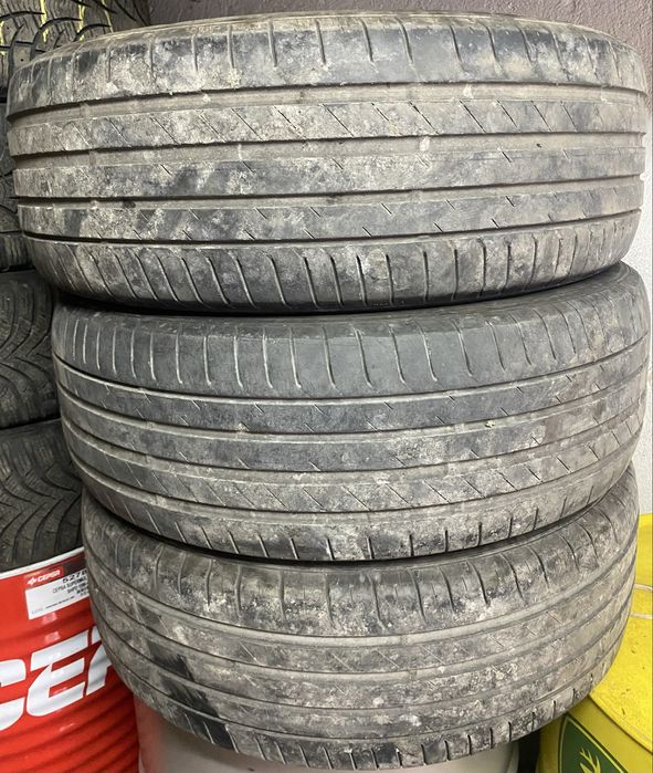 Летни гуми 4 бр.225/60/17