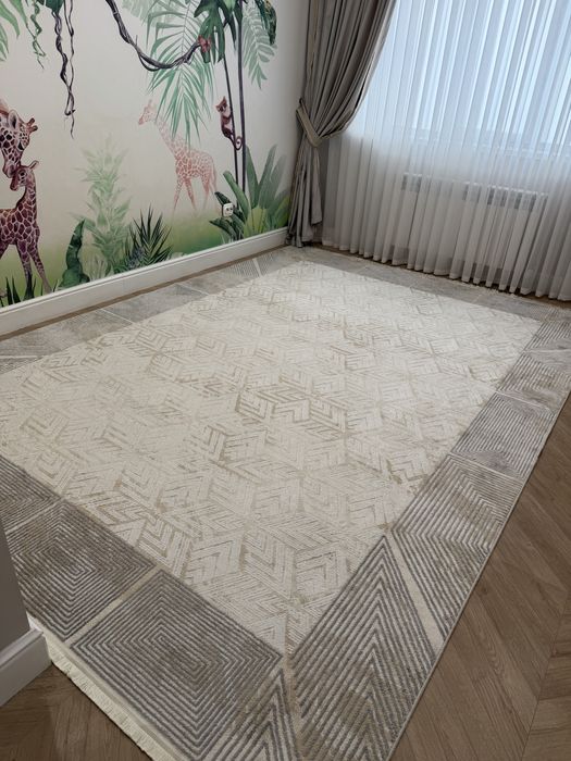 Ковер сатылады. Размер 2,5х3,5 м