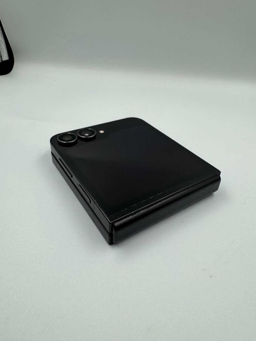 Hope Amanet P5-Samsung Z Flip 7 Fe, Black, 128GB/8GB