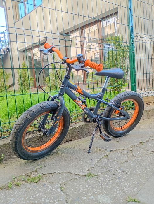 Продавам детски велосипед 16"колело тип Fat bike