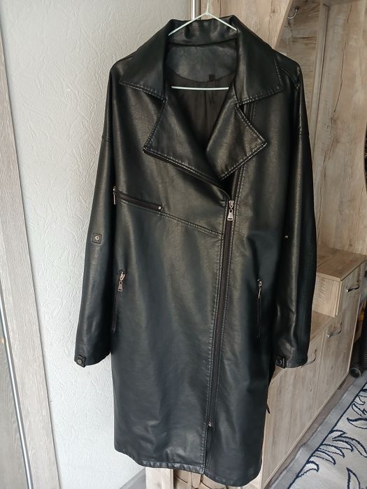 Кожанный   плащь