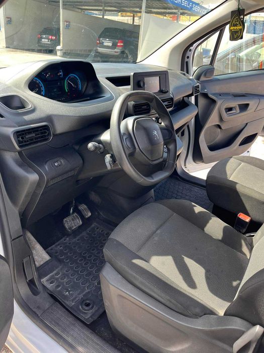 Peugeot E rifter - Товарно пежо - електрическо