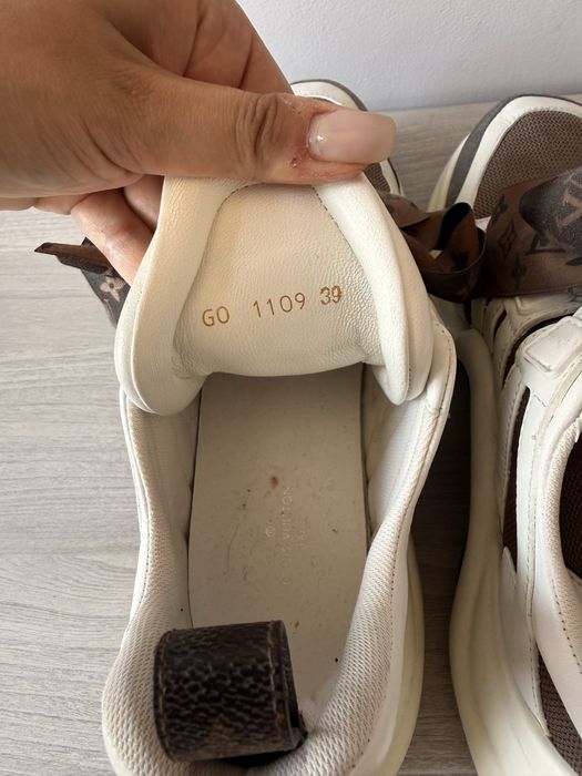 Маратонки Louis Vuitton номер 40