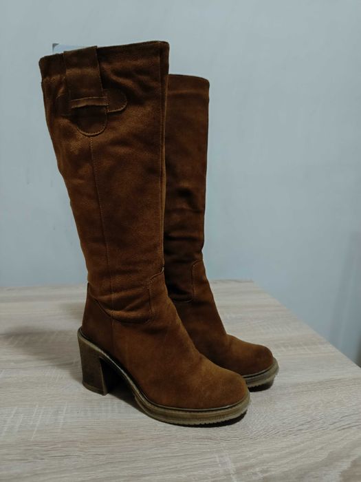 Ботуши от естествен велур на Fabiano