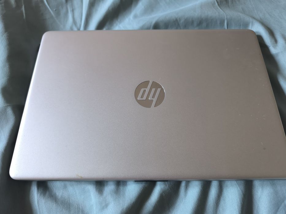 Продам ноутбук HP Ryzen 5. 12Gb DDR 4.