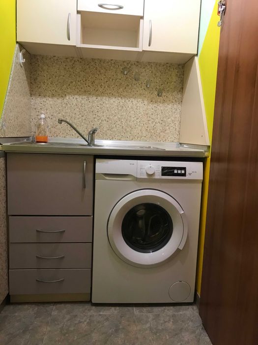 Отдавам апартамент под наем, гр. Варна, едностаен, район ВИНС- 600 лв.