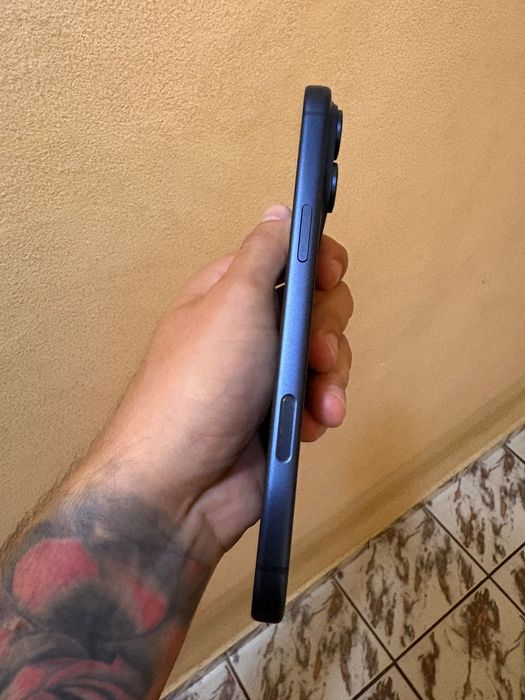 iPhone 17 pro max Blue