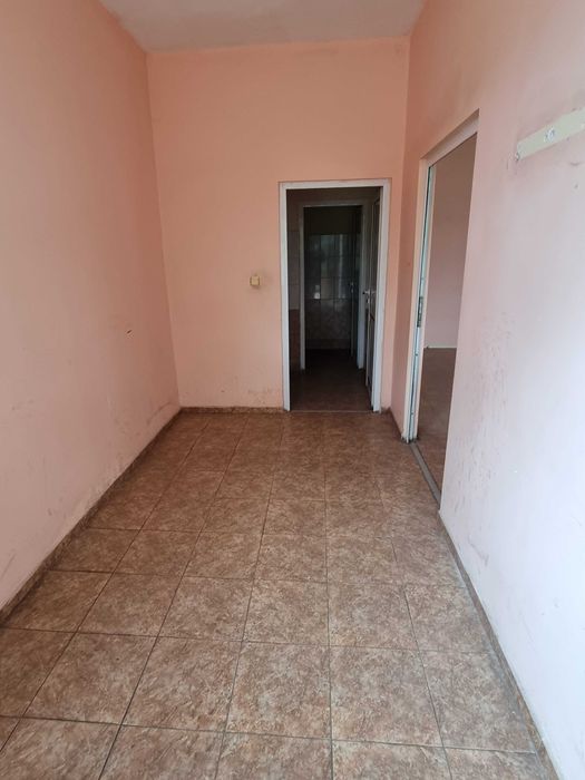 Продава се Заведение в Разград, Промишлена зона - Запад - 114 кв.м за 1566 €/кв.м - Снимка #3