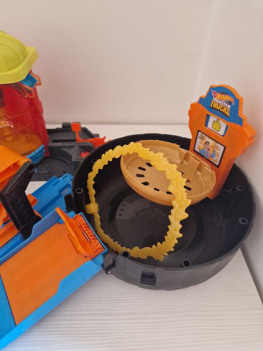 Писти Hot wheels