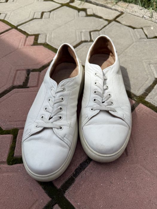 Женские кожаные кеды