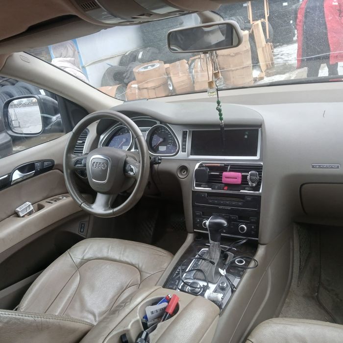 Audi Q7 proprietar 3.0 diesel Quattro