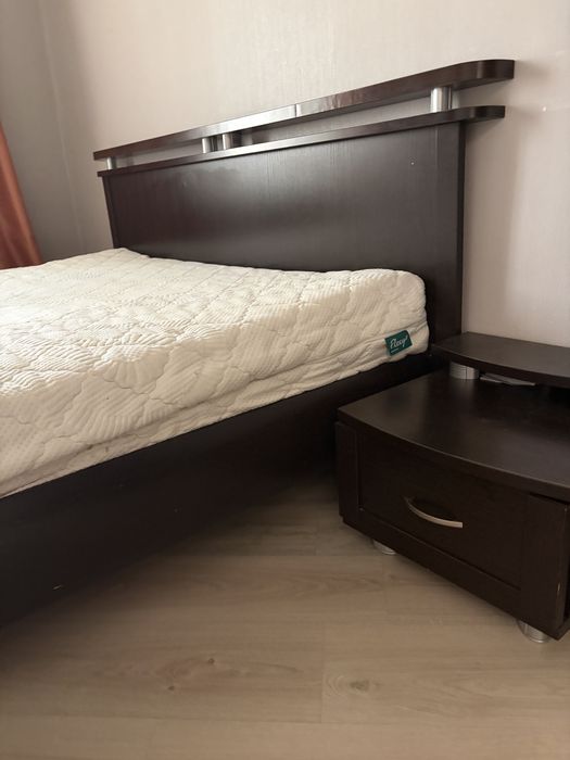 Двуспальная кровать 160х200