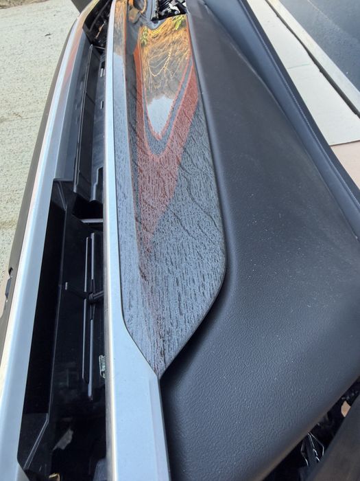 Plansa bord BMW seria  7 G70  impecabila