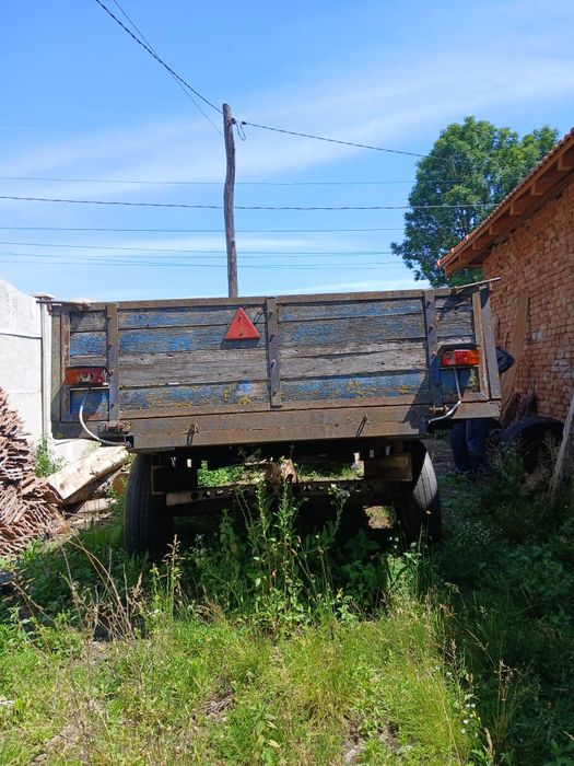 Remorca după tractoar