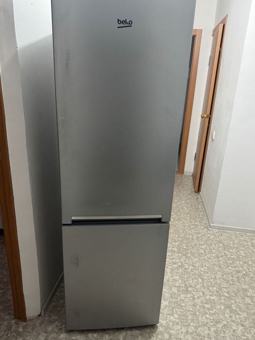 Холодильник beko