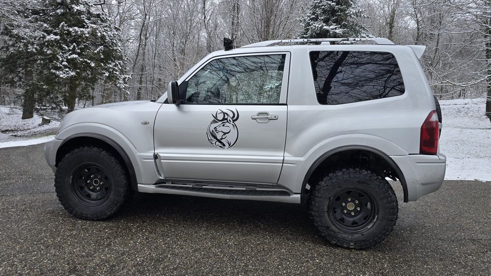 Vând Mitsubishi Pajero MK3