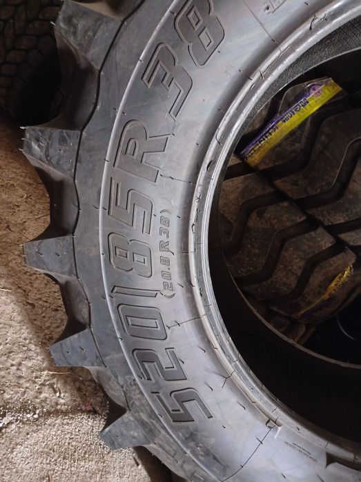 Avtoshina 520/85 R 38
