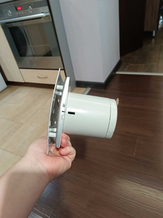 Чисто нов вентилатор за баня BLAUBERG