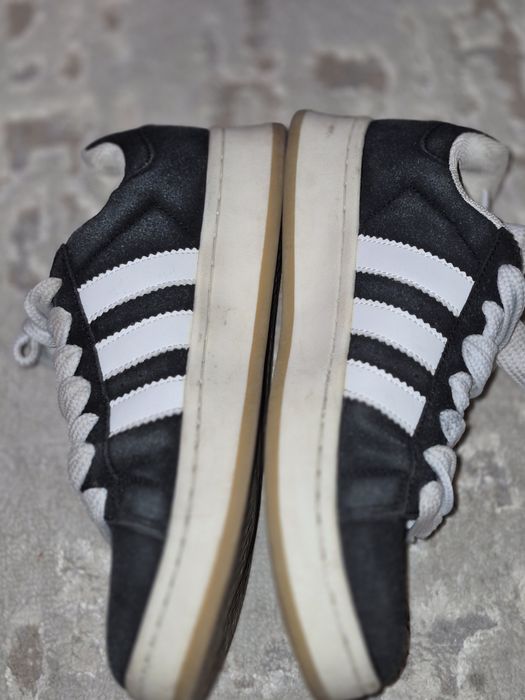 Продам кроссовки