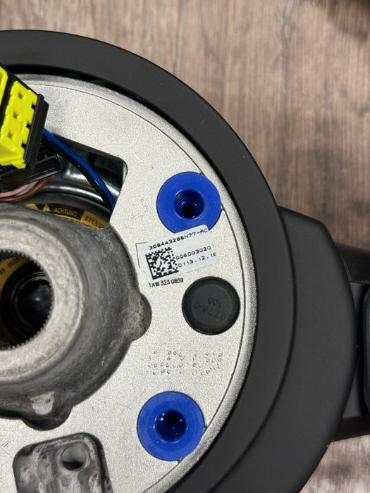 Volan Bmw Seria 5 6 7 f10 f11 f01 f12 M-sport incalzire vibratii padel