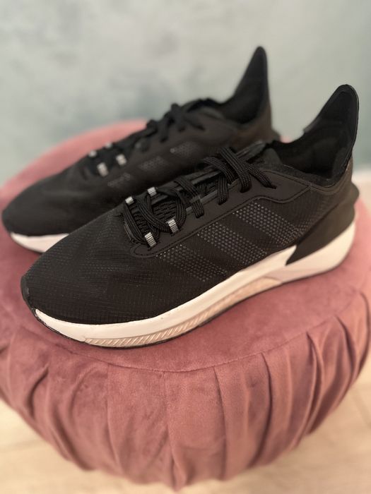 Adidas Avryn 100% original