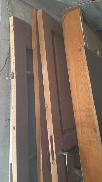 деревянные двери