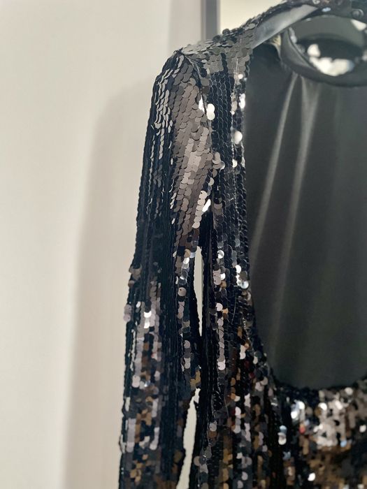 Бляскава рокля за всеки повод