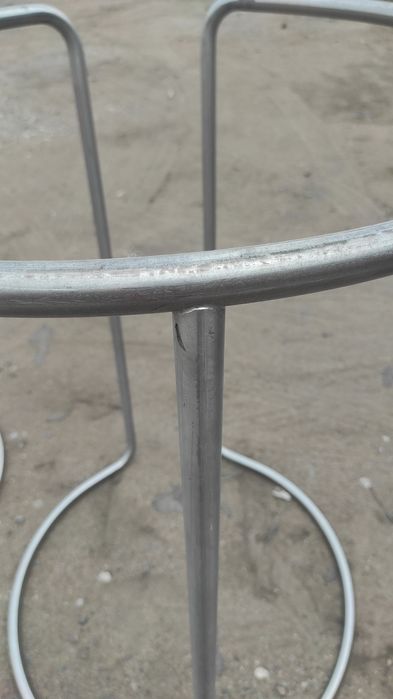 Продам вешалки напольные