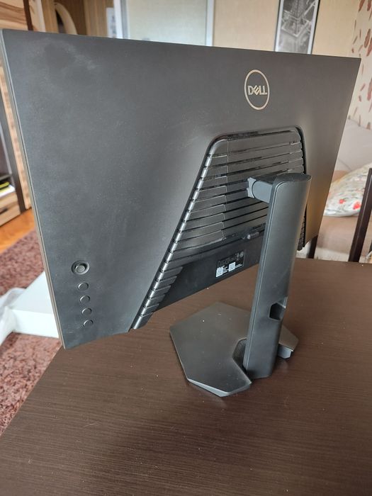 23.8 инча монитор Dell S2421HGF