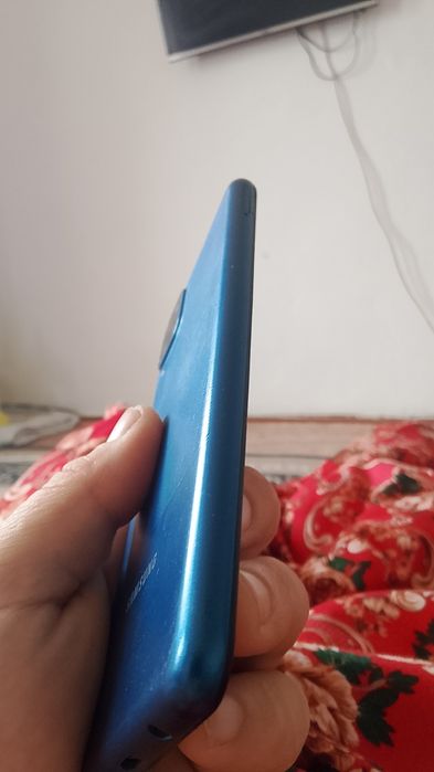 Galaxy A12 64г продам