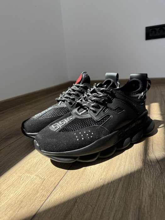 Versace Chain Reaction