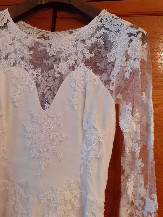 продам ажурное платье