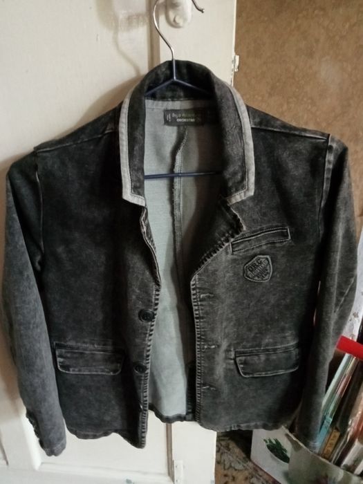 Пиджак для мальчика.