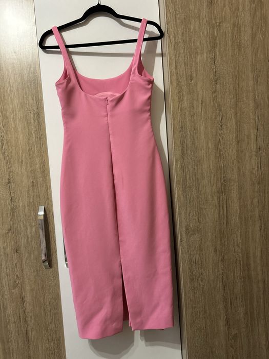 Розова рокля на ZARA