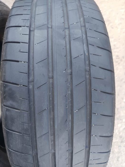 215/55/18 2броя Bridgestone Turanza.Гумите са в много добро състояние