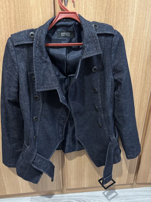 Продам верхнюю одежду, куртки плащ