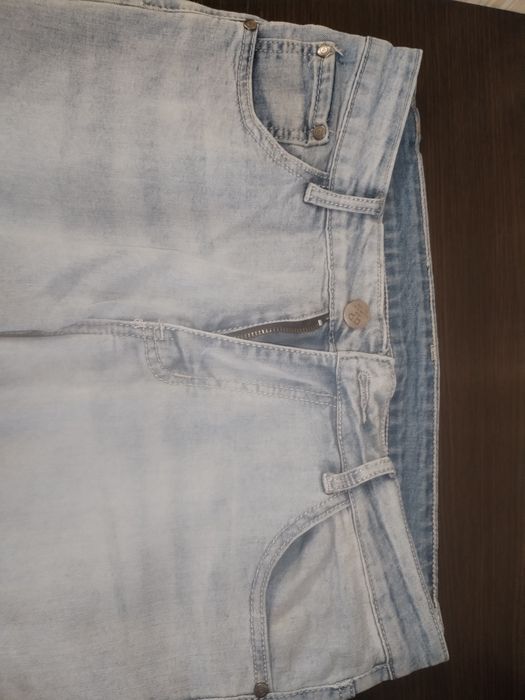 Продам Джинсы бренд Jeans 32Размер