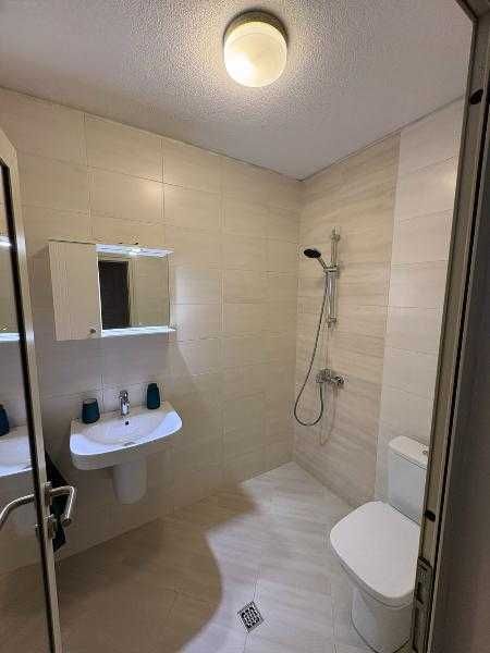 Дава се под наем Двустаен апартамент в София, Център - 70 кв.м за 630 € - Снимка #3