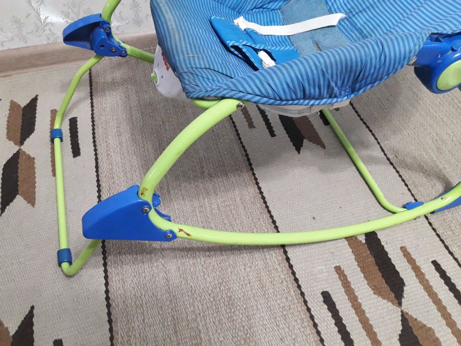 Детское кресло качалка