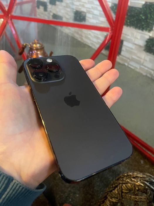 Iphone 14 pro esim srocna